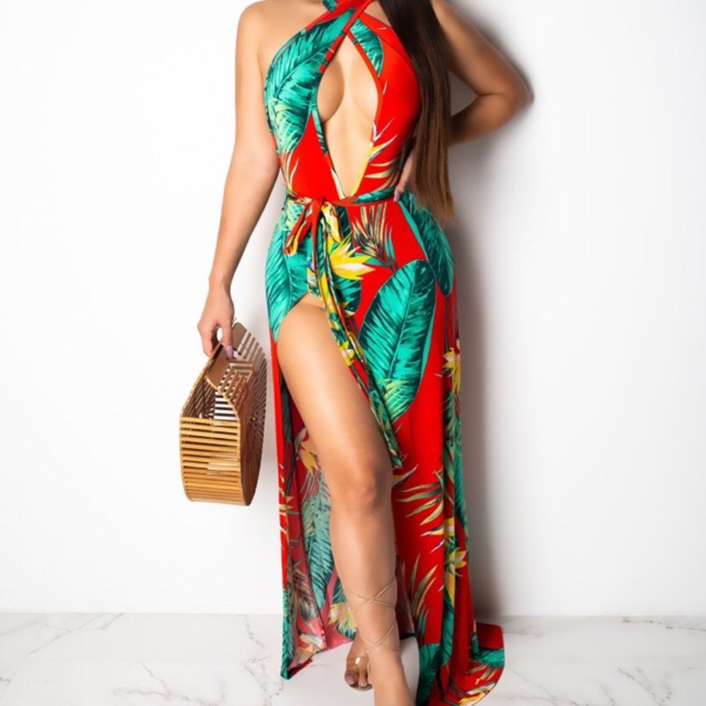 Halter Neck Open Back Maxi Dress